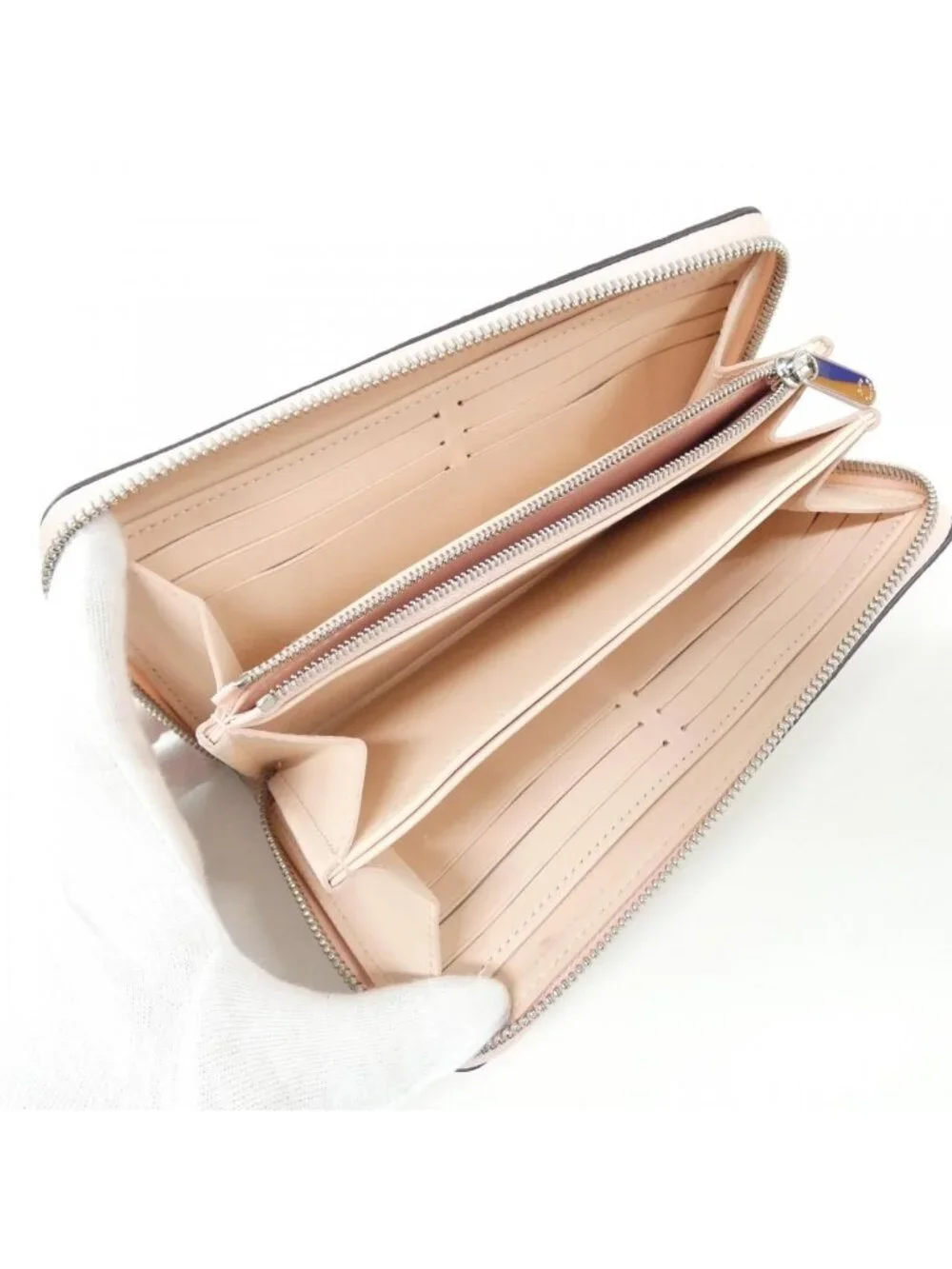 Louis Vuitton Mahina Zippy Wallet